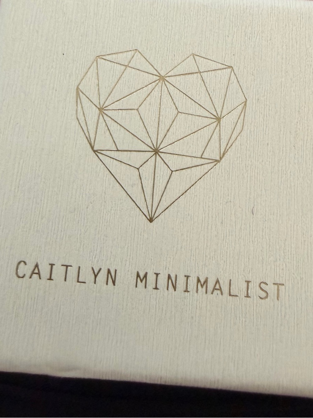 Caitlyn Minimalist Cream Earring Presentation Box for Women